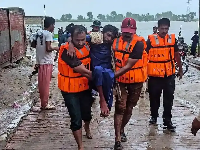 Emergency Operations Underway as Authorities Evacuate Families and Livestock